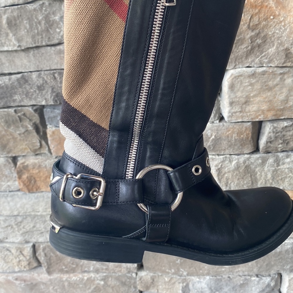 Burberry women's boots size 36 - Picture 9 of 15